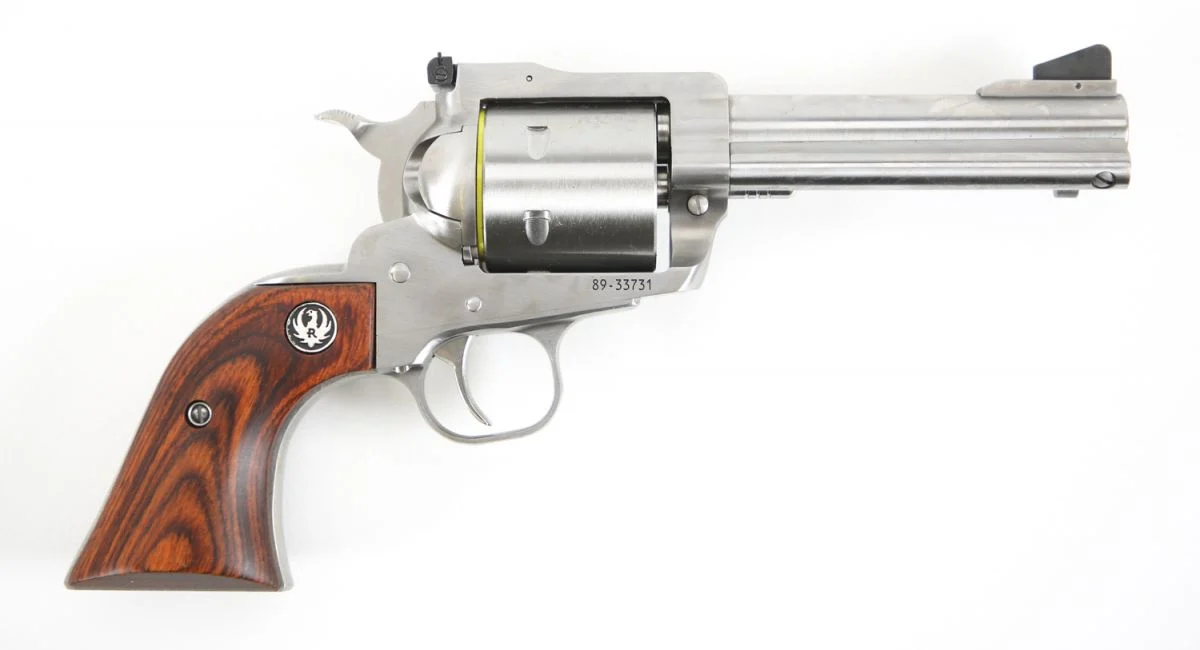 Ruger Super Blackhawk Stainless 4.62" 44mag Revolver - 6 Rounds | 4.62" Barrel | Wood Grips | Stainless/Silver | Adjustable Sights