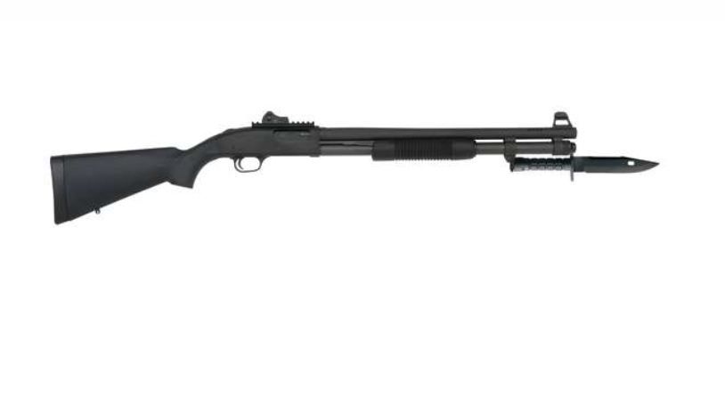 Mossberg & Sons 590A1 LE 12 9SH 20 Ghost Rings BLUG - 8 Rounds | 20" Barrel | Fixed Stock | Synthetic | Blue/Black