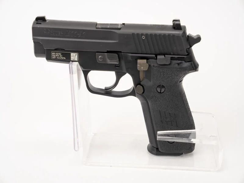 Sig Sauer P229 M11-A1 9mm Pistol - 15+1 Rounds | 3.9" Barrel | Polymer Grips | Blue/Black | Night Sights
