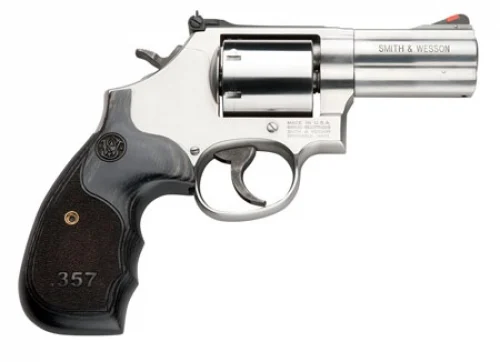 Smith & Wesson Model 686 Plus Wood/Stainless 3" 357 Magnum Revolver - 7 Rounds | 3" Barrel | Wood Grips | Stainless/Silver | 3-Dot Sights
