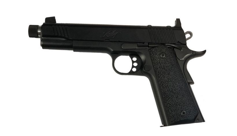 Kimber Custom LW Black OR 45ACP 5" Threaded Barrel 8+1 - 8+1 Rounds | 5" Barrel | Blue/Black | Iron Sights
