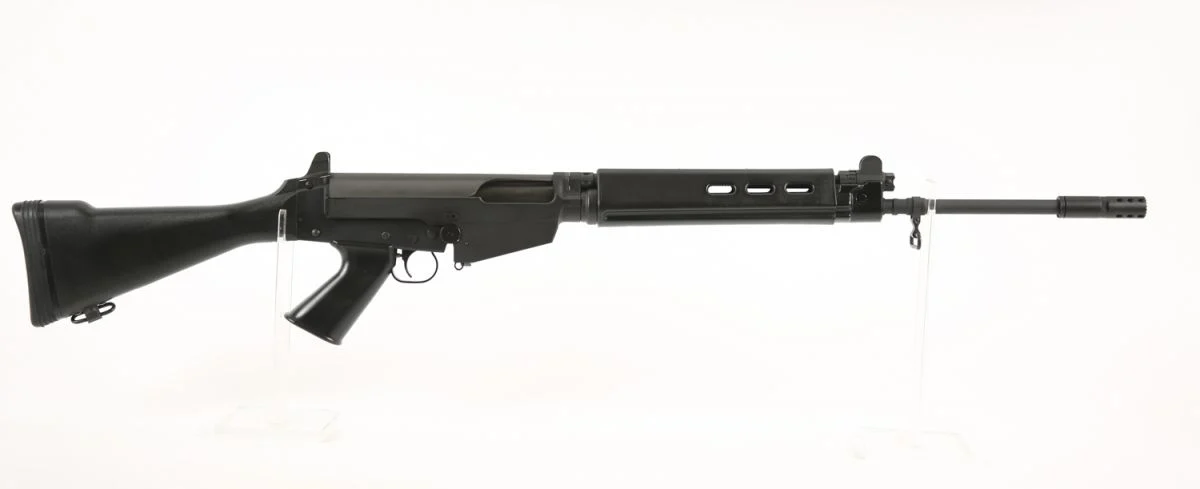 DSA SA58 FAL 21" Cold Warrior Rifle - Traditional Profile Barrel, Fixed Stock Rifle - 20+1 Rounds | 21" Barrel