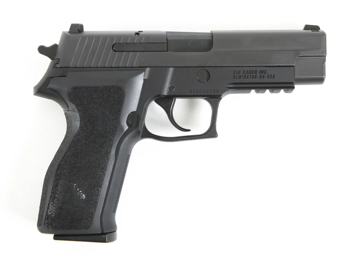 Sig Sauer 226R-9-BSS-CA P226 Nitron CA Compliant 10+1 9mm 4.4" - 10+1 Rounds | 4.4" Barrel | Polymer Grips | Blue/Black | Night Sights